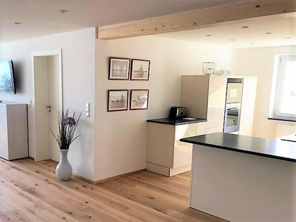 Bodensee Apartments Meersburg Sonnhalde المظهر الخارجي الصورة